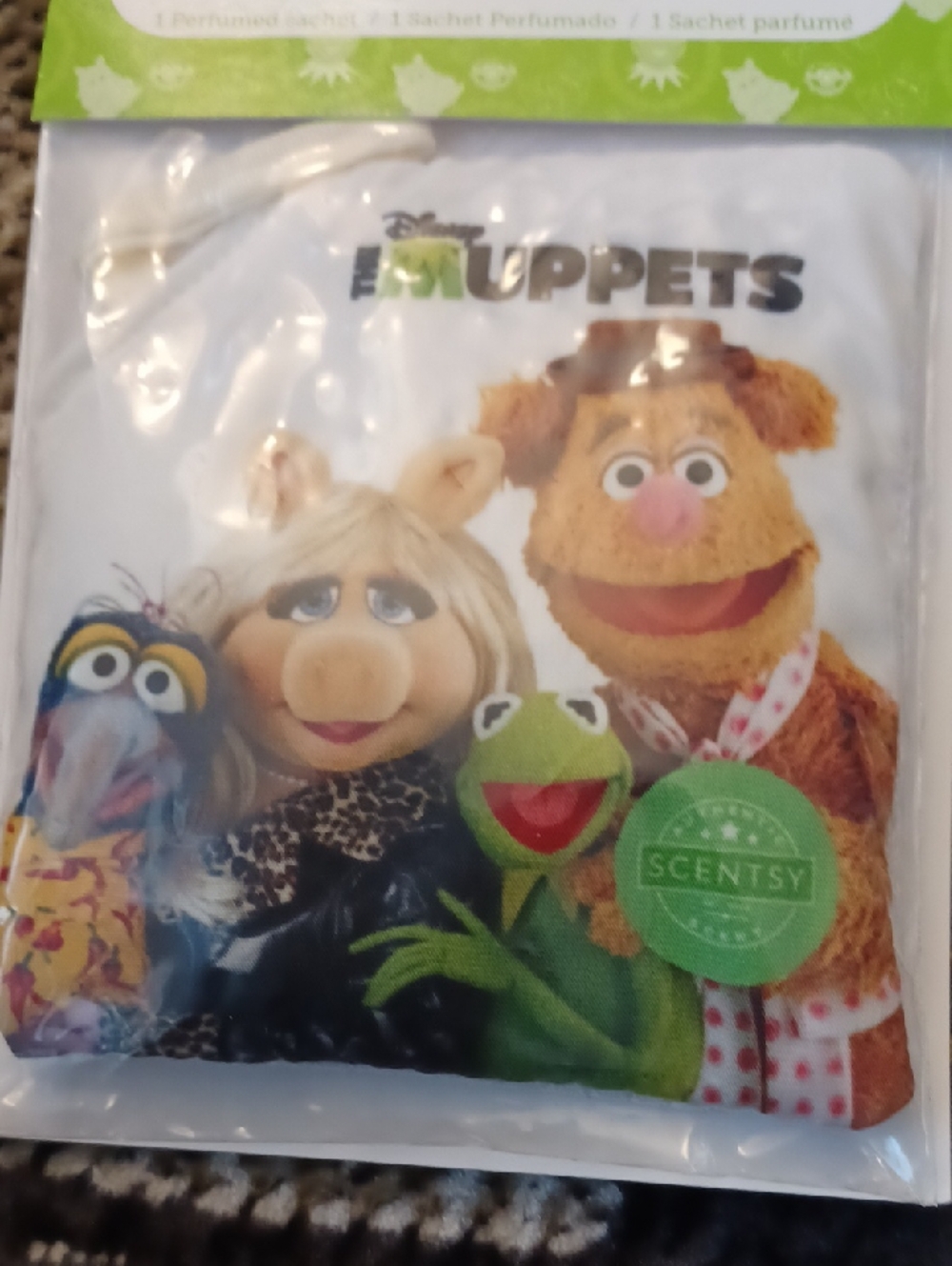 4/$60 New "Disney The Muppets" Scent Pak by Scentsy - Picture 5 of 5